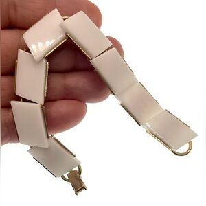 Vintage Gold Tone and White Lucite
Chunky Panel Linked Bracelet